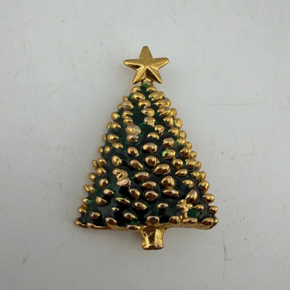 Gold Tone Green Christmas Tree Brooch Enamel Star Pin